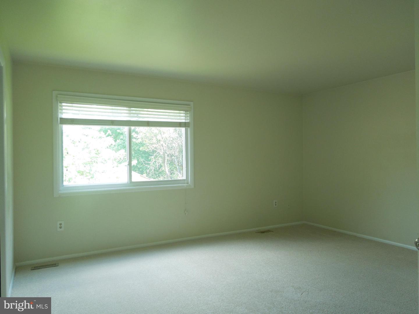 7 Biscayne Pl Property Photo 7