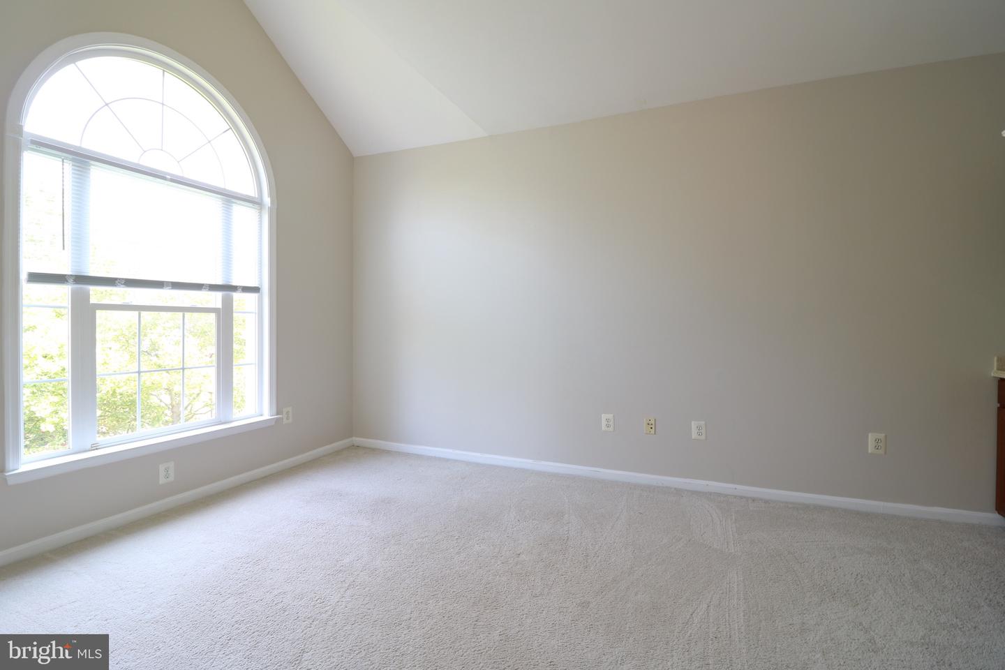 22078 Vantage Pointe Pl Property Photo 16