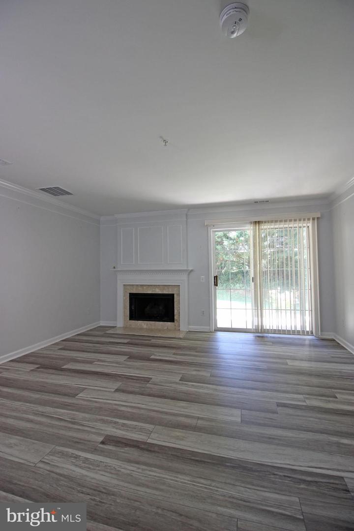 21783 Baldwin Sq Property Photo 8
