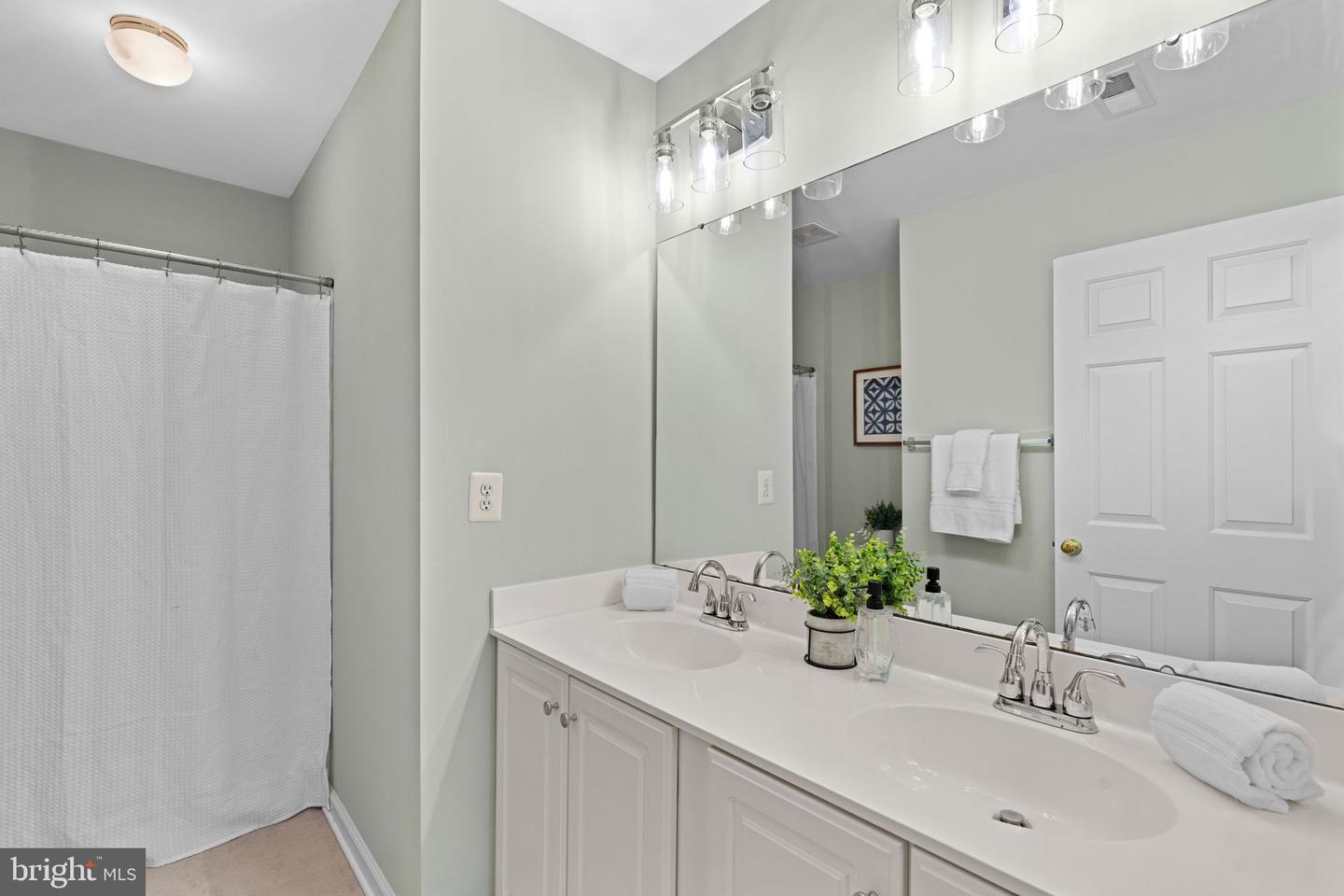 43412 Sperrin Ct Property Photo 53