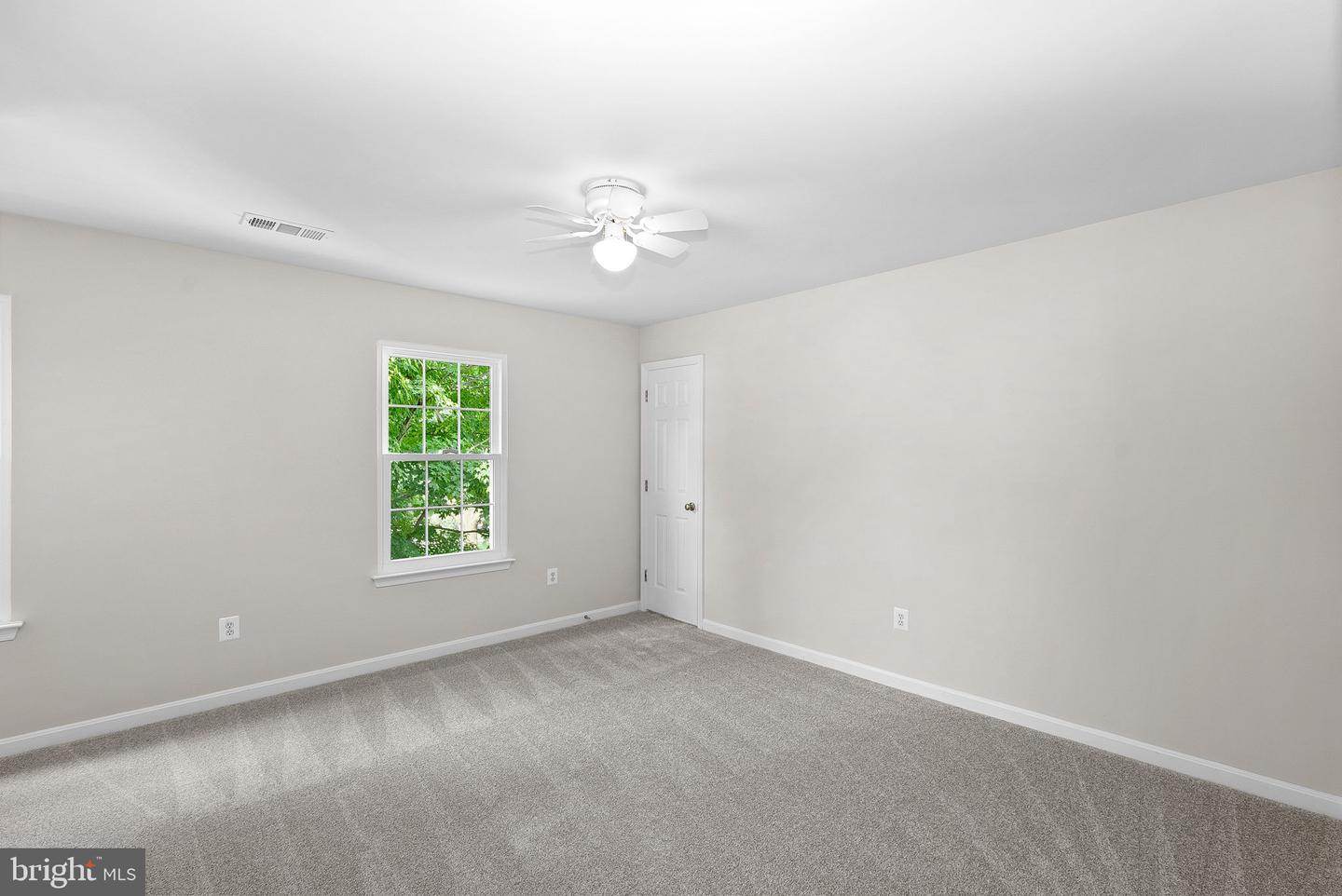 37743 Sutton Dr Property Photo 38
