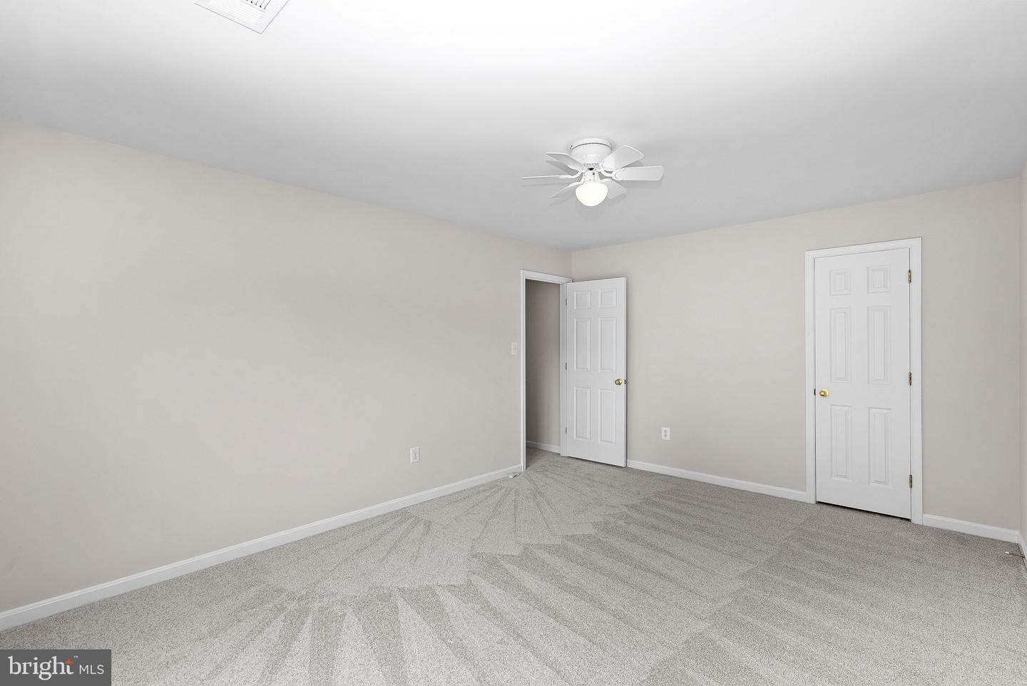 37743 Sutton Dr Property Photo 43