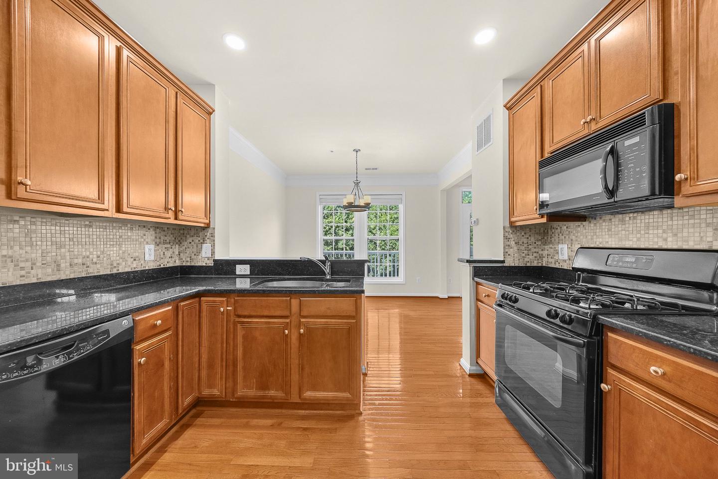 24634 Buttonbush Ter Property Photo 13