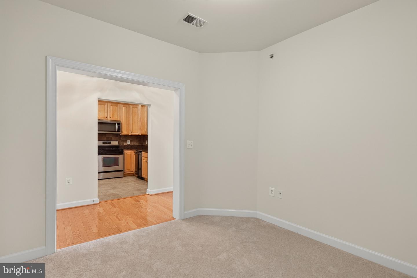 44485 Chamberlain Ter #303 Property Photo 7