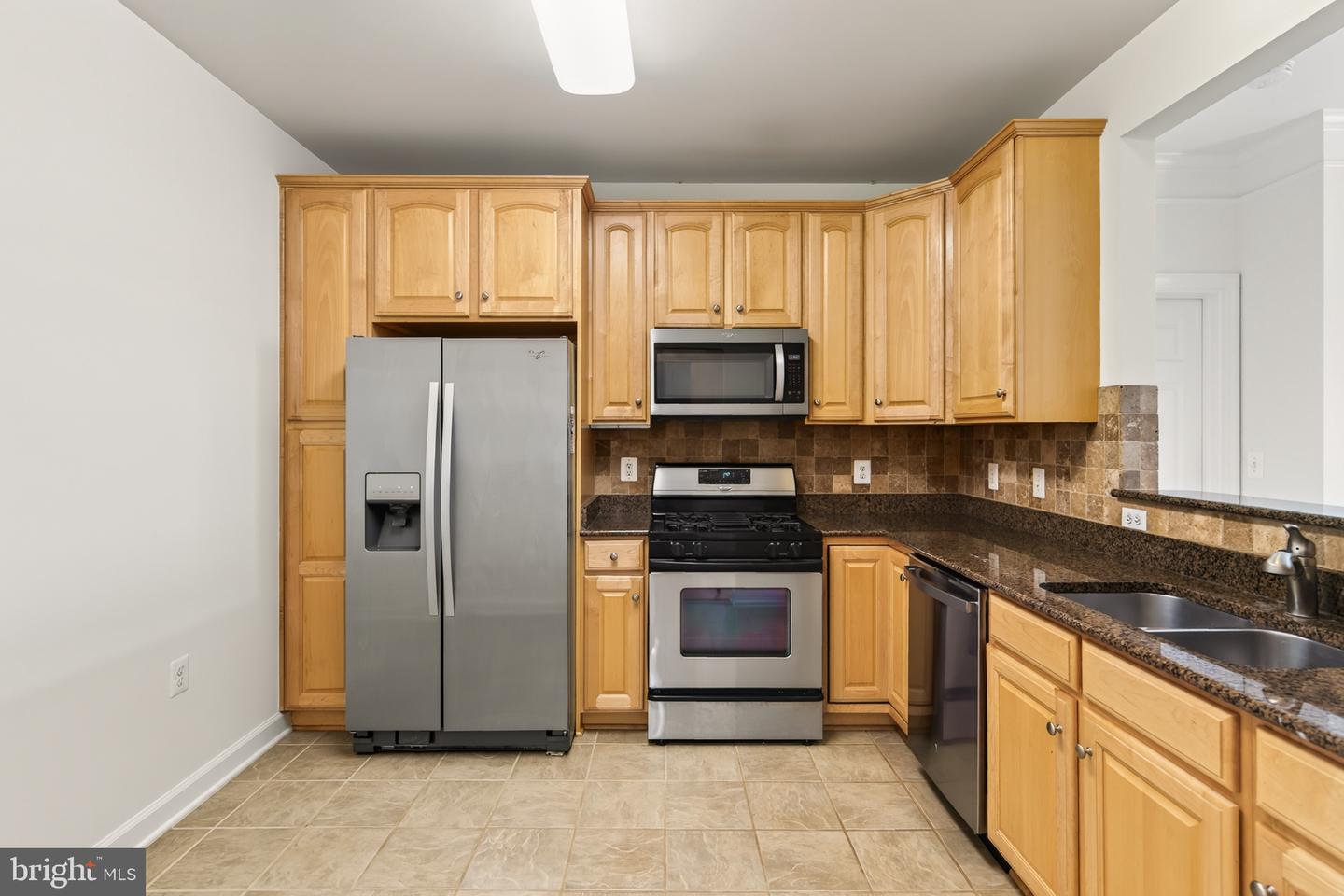 44485 Chamberlain Ter #303 Property Photo 8