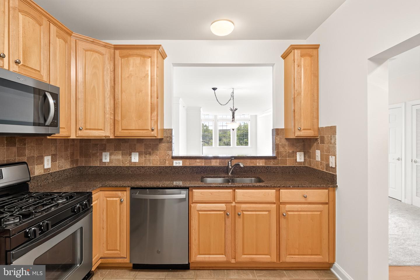 44485 Chamberlain Ter #303 Property Photo 11