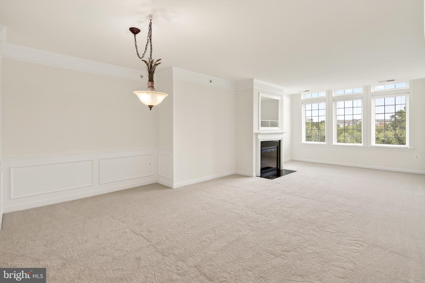 44485 Chamberlain Ter #303 Property Photo 15