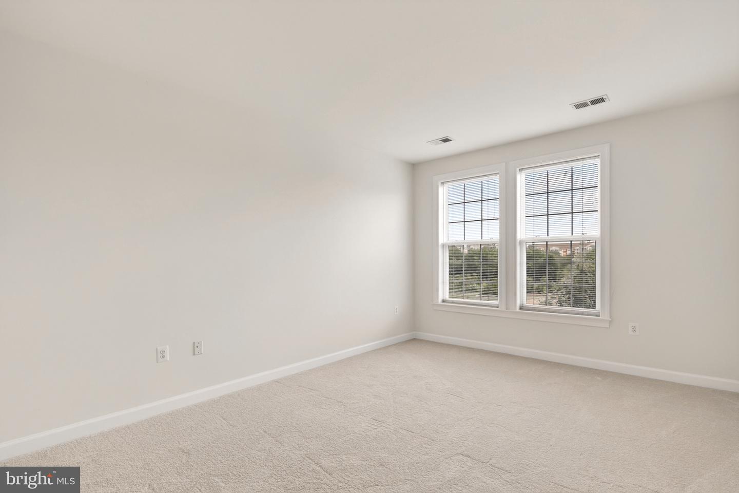 44485 Chamberlain Ter #303 Property Photo 22