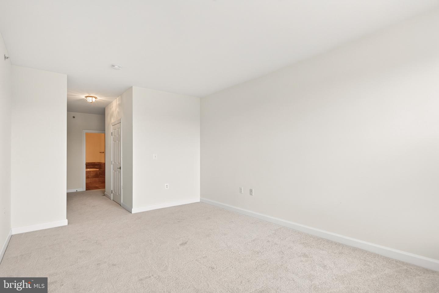 44485 Chamberlain Ter #303 Property Photo 23
