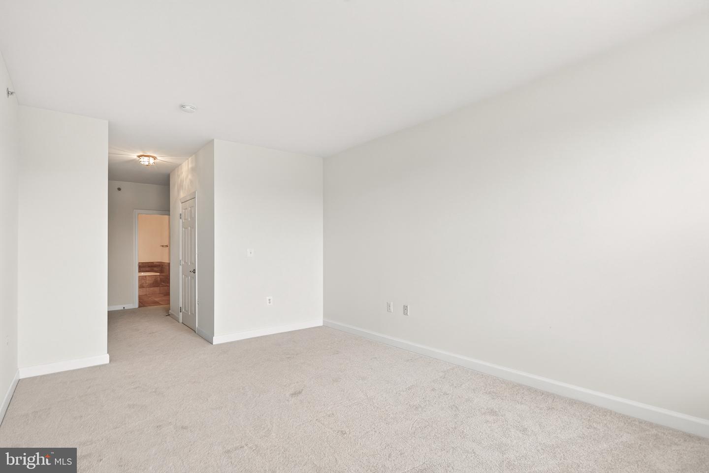 44485 Chamberlain Ter #303 Property Photo 24