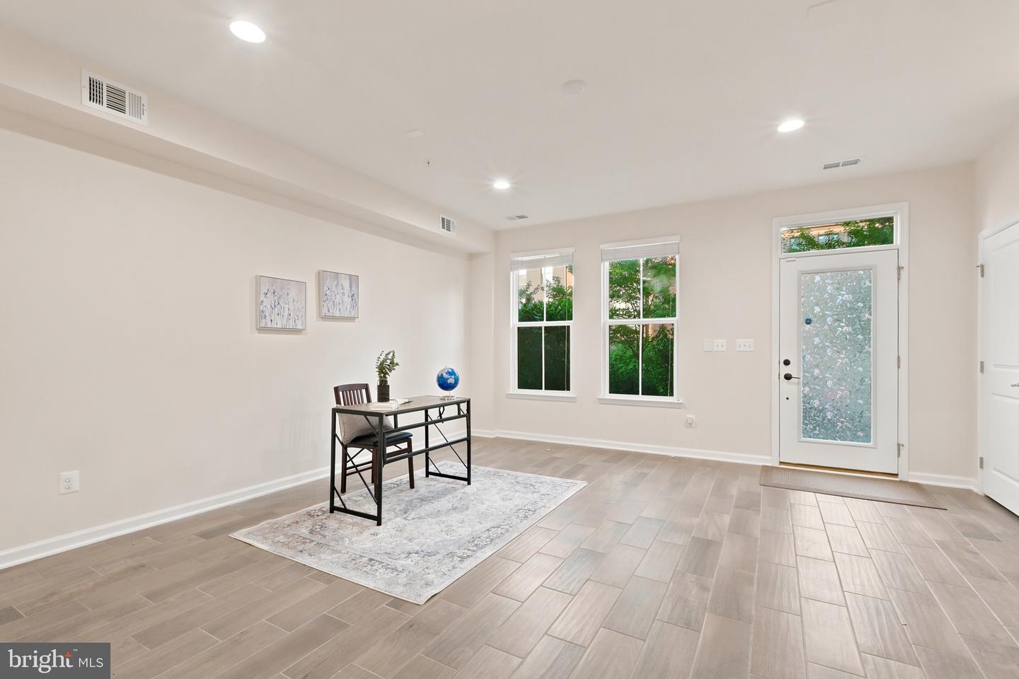 22311 Tees Ter Property Photo 9