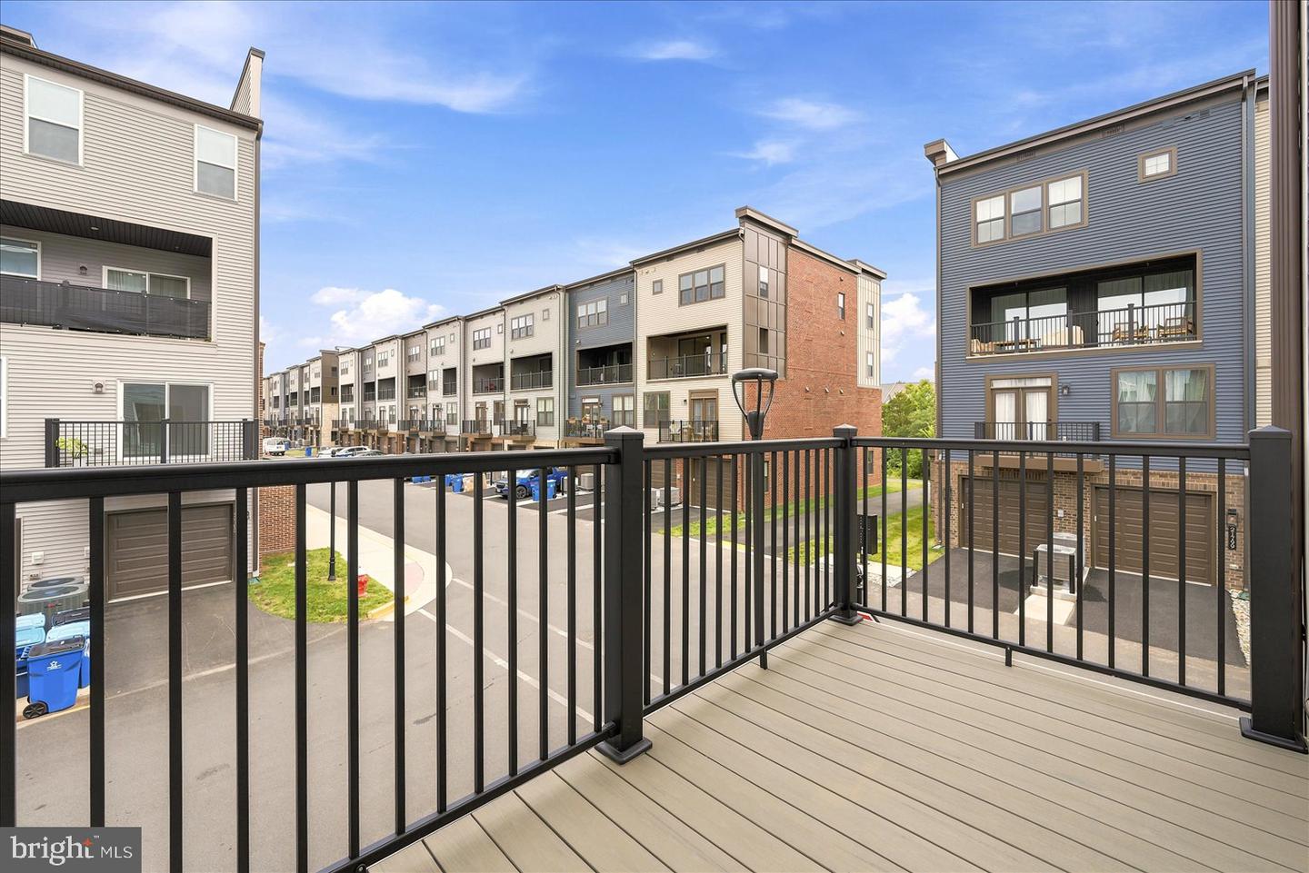 43728 Transit Sq Property Photo 15