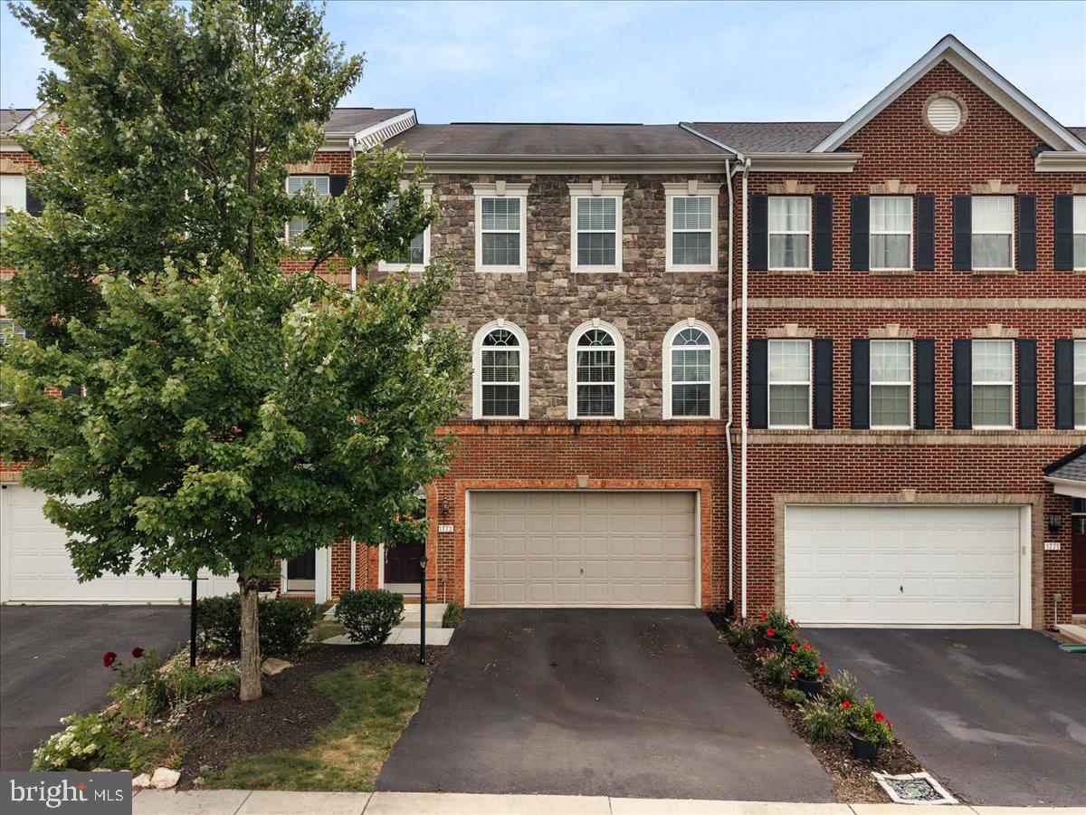1773 Moultrie Ter Ne Property Photo 1