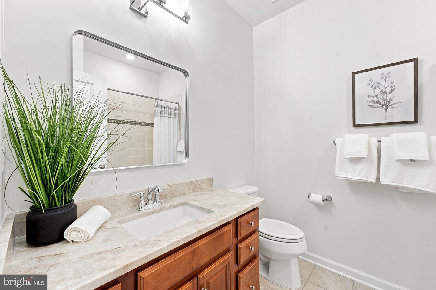 41057 Haybine Ln Property Photo 58