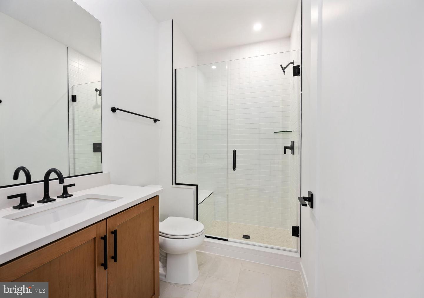 23131 Parkside Village Cir Property Photo 9
