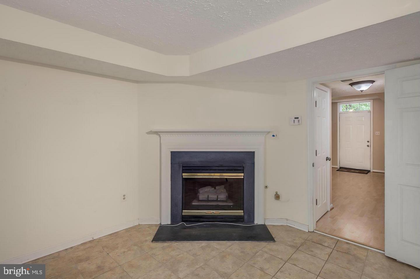 44102 Tippecanoe Ter Property Photo 2