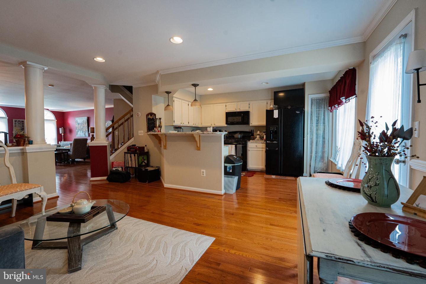 20933 Sandstone Sq Property Photo 6