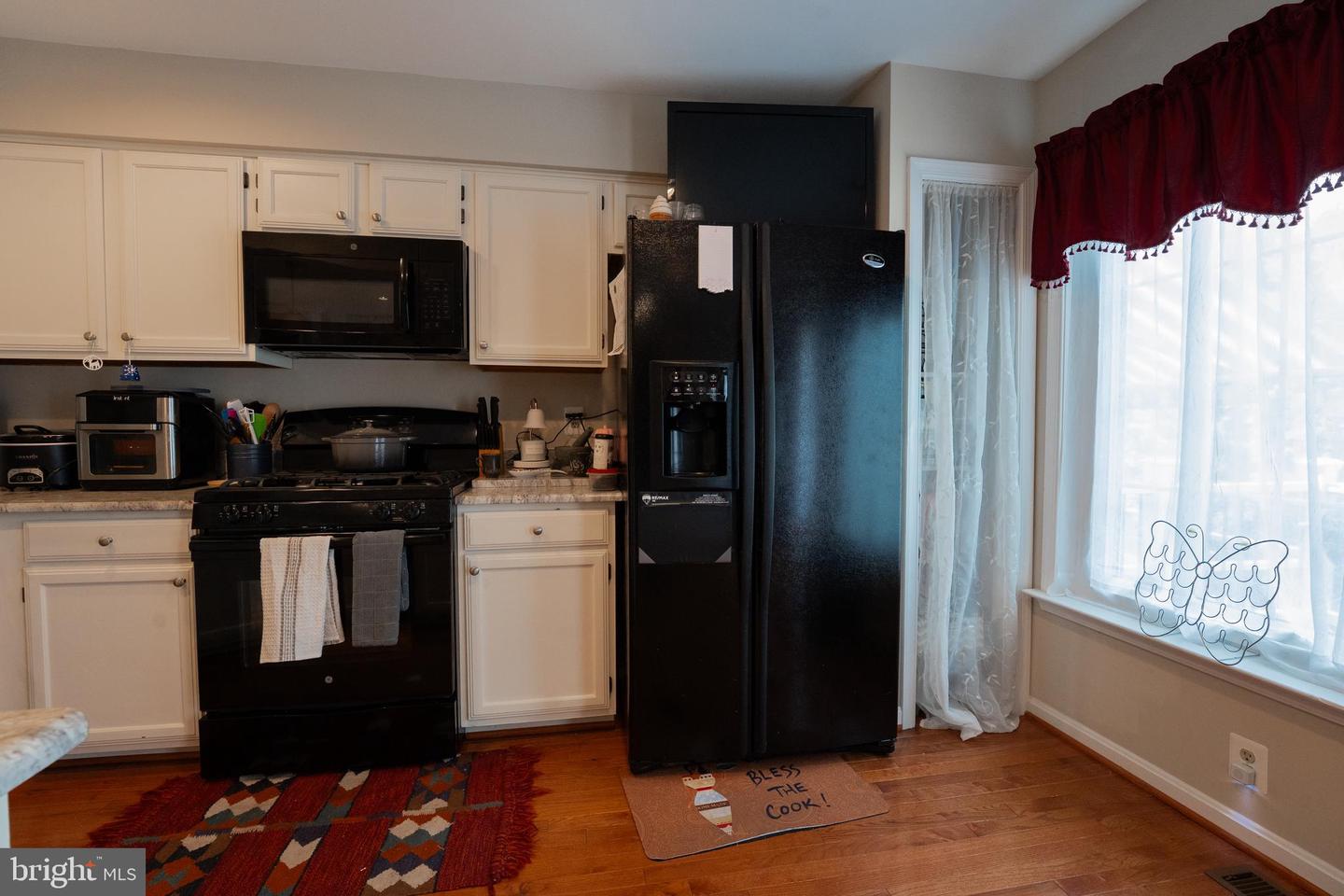 20933 Sandstone Sq Property Photo 9