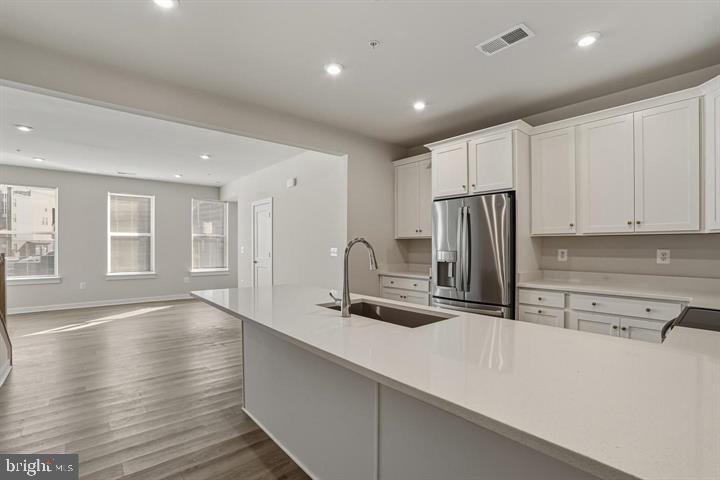 20280 Newfoundland Sq Property Photo 14