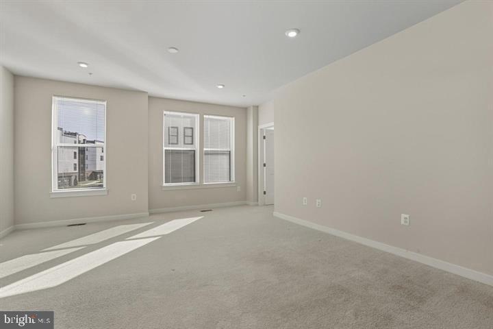 20280 Newfoundland Sq Property Photo 23