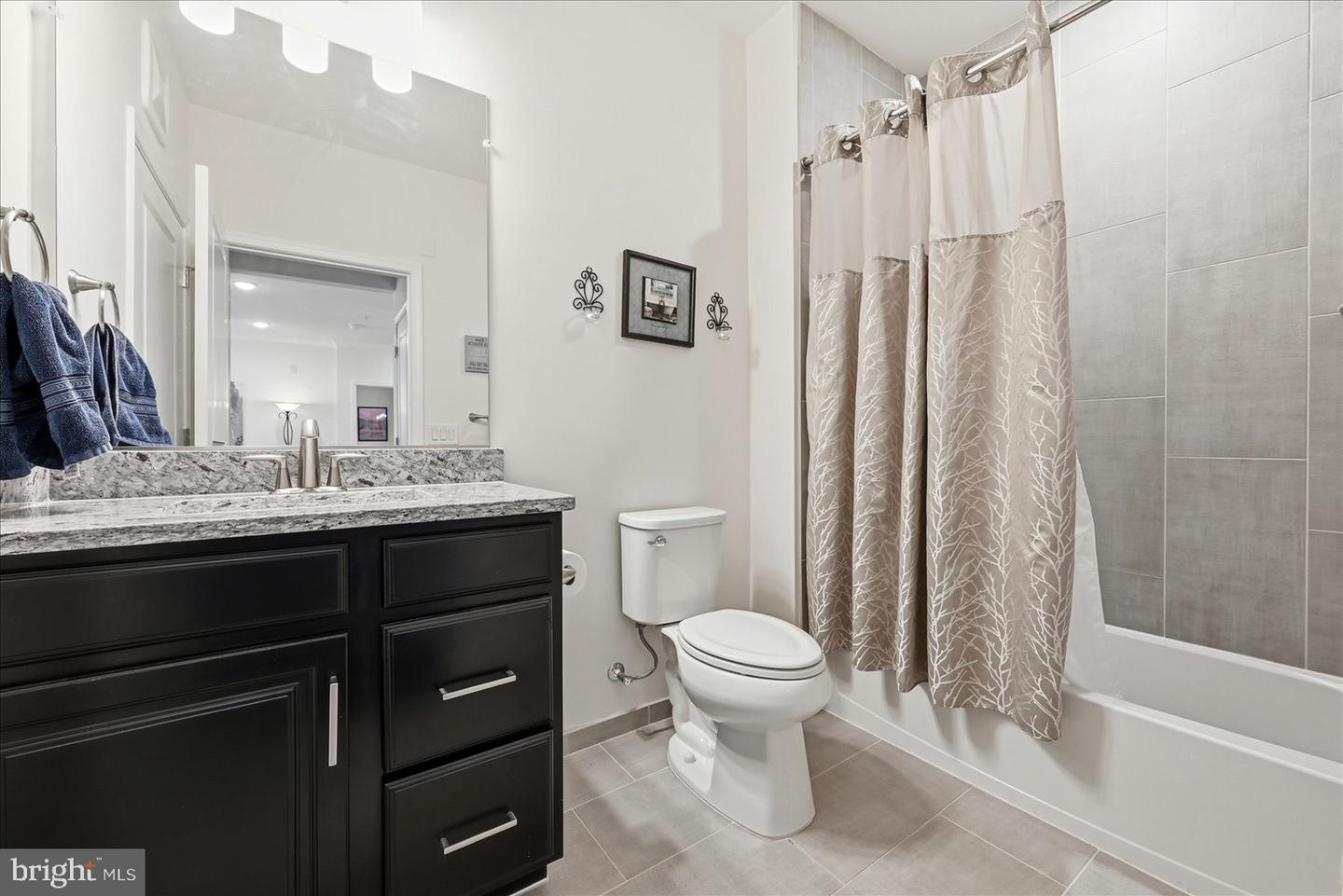 23630 Havelock Walk #305 Property Photo 19