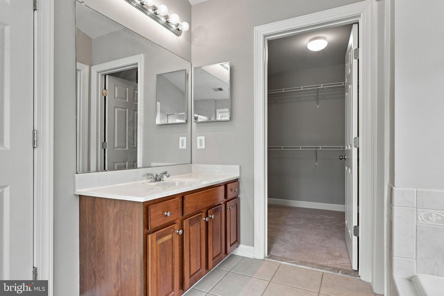 43280 John Danforth Ct Property Photo 54