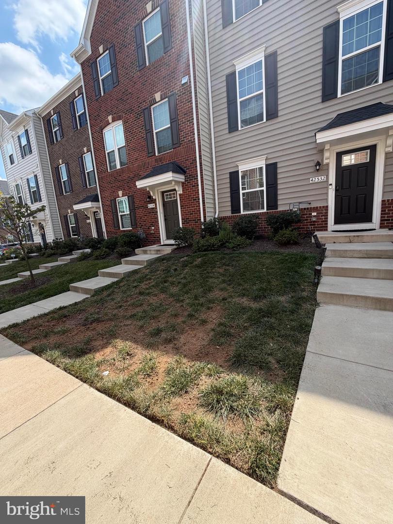 42532 TIBER FALLS SQ
