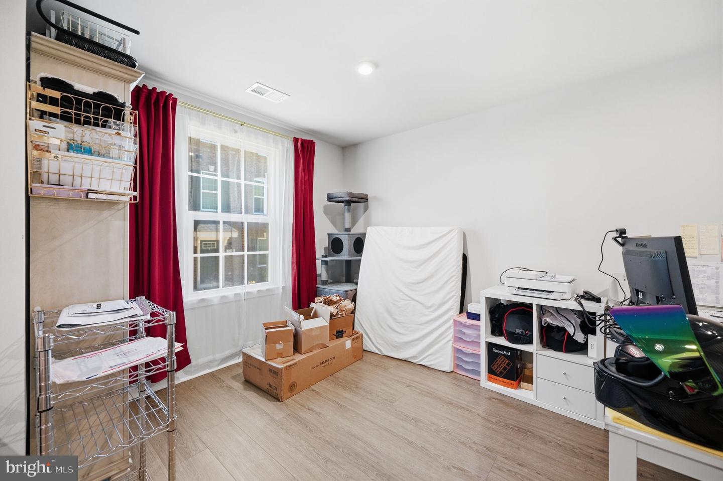 42532 Tiber Falls Sq Property Photo 5