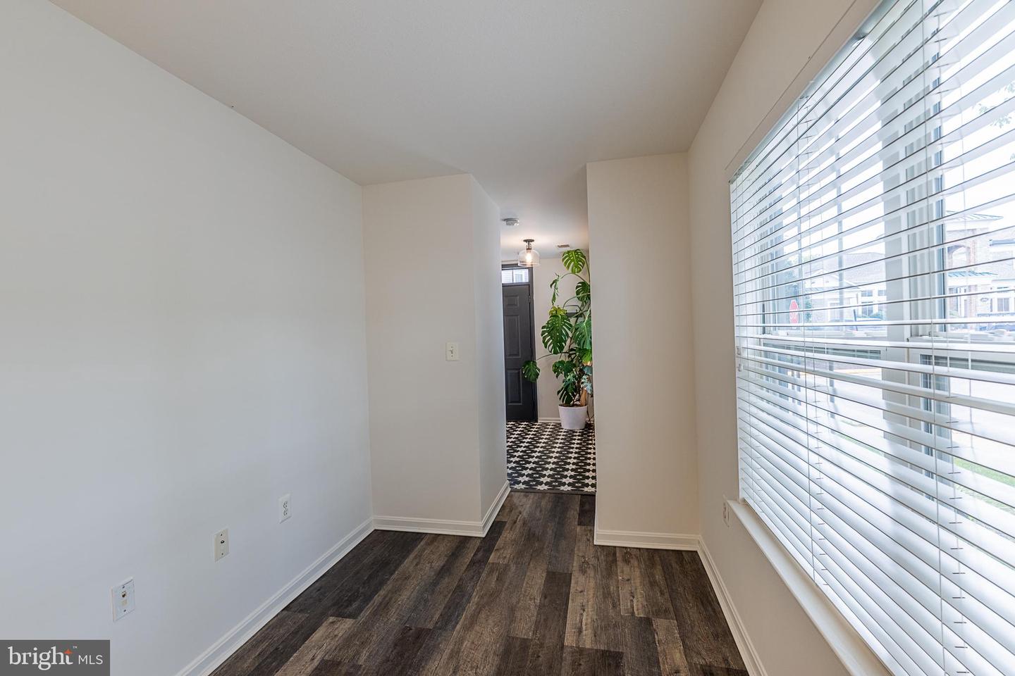 21775 Bancroft Ct Property Photo 7
