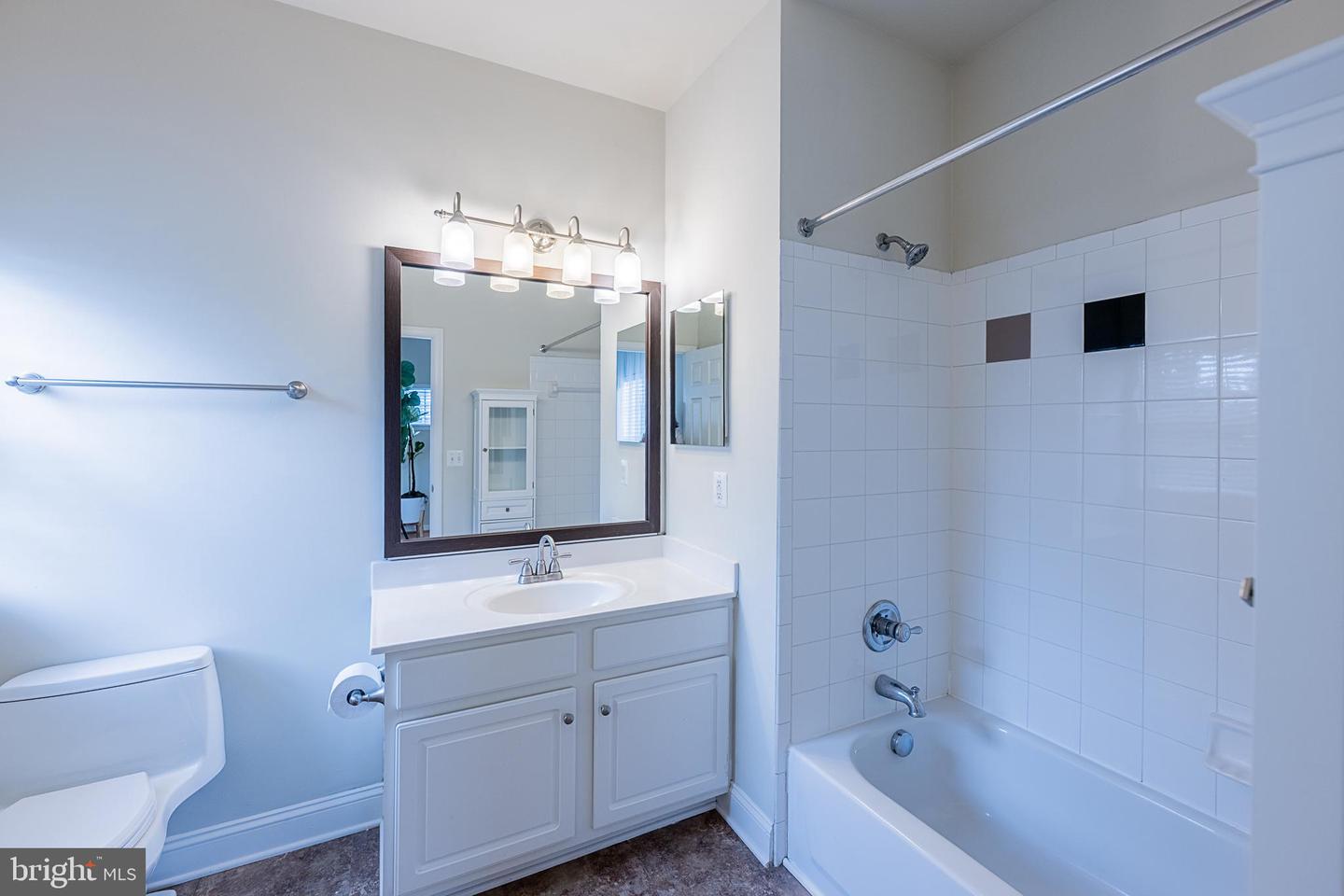 21775 Bancroft Ct Property Photo 32