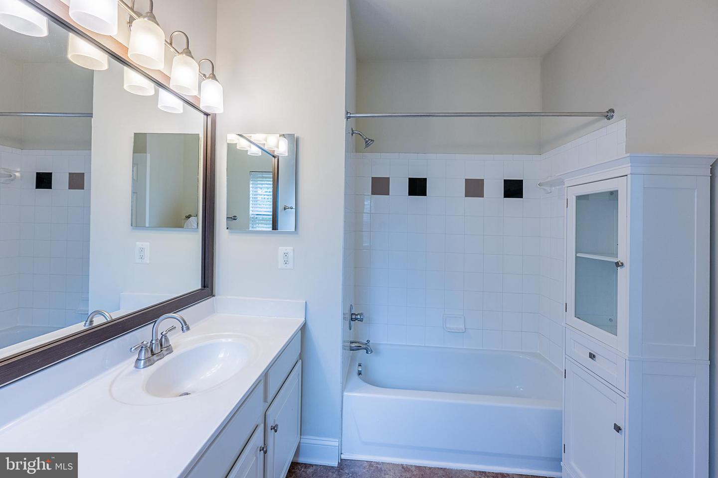 21775 Bancroft Ct Property Photo 33