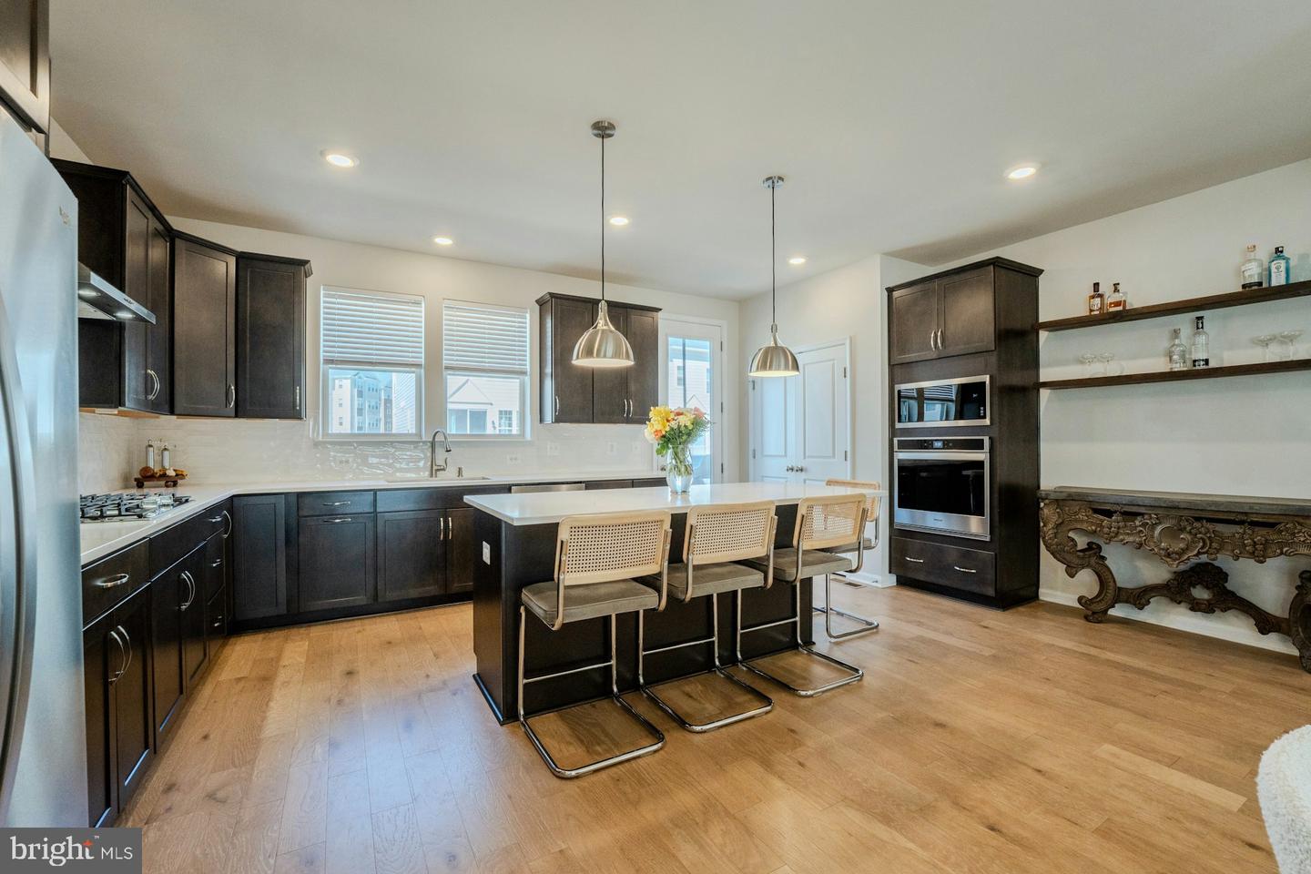 813 Sawback Sq Ne Property Photo 10