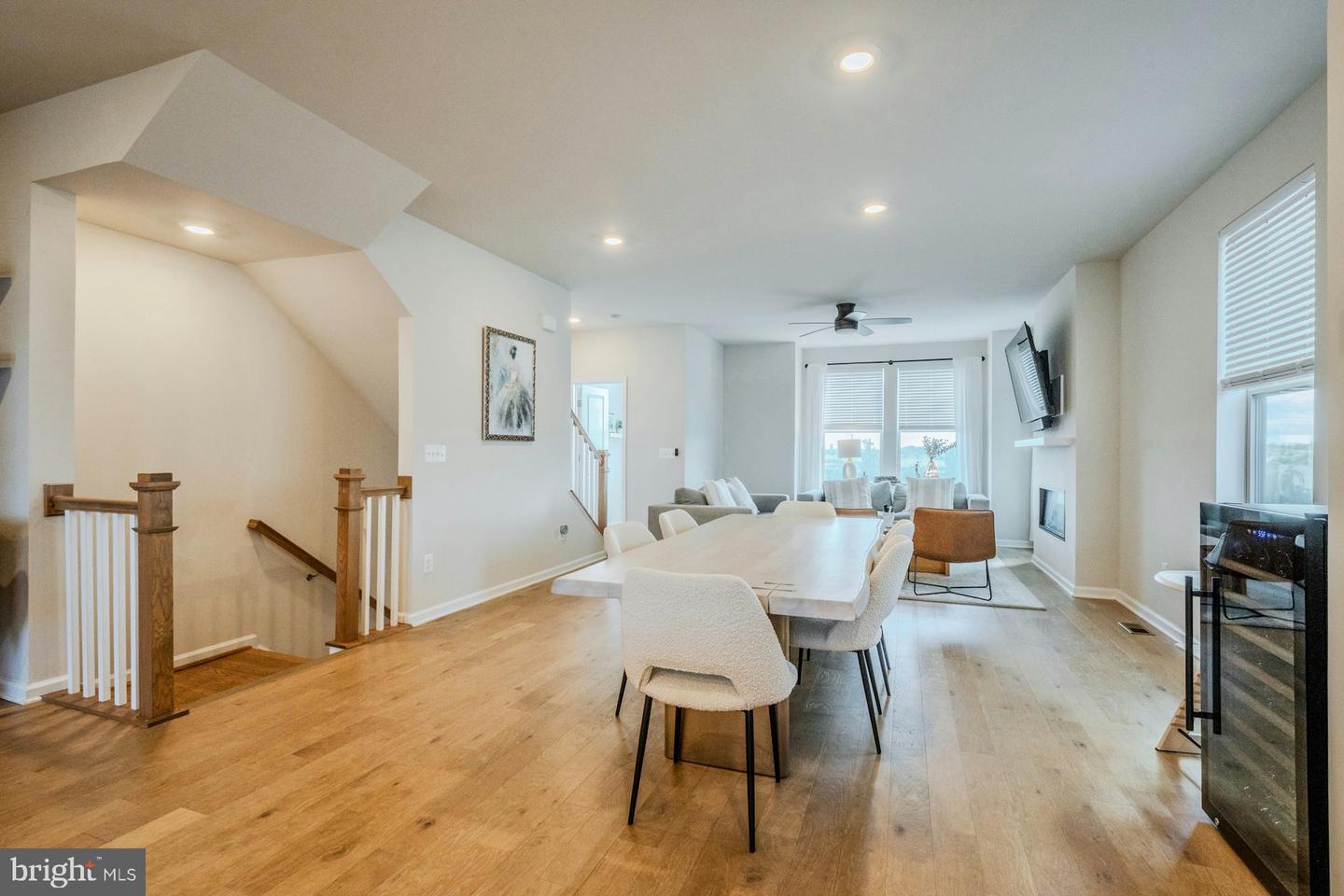813 Sawback Sq Ne Property Photo 16