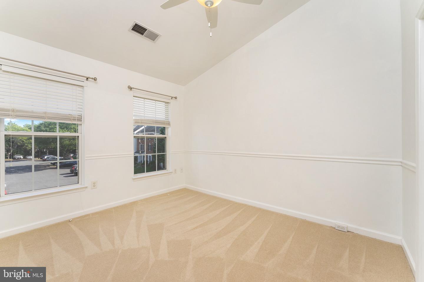 42795 Shaler St Property Photo 11