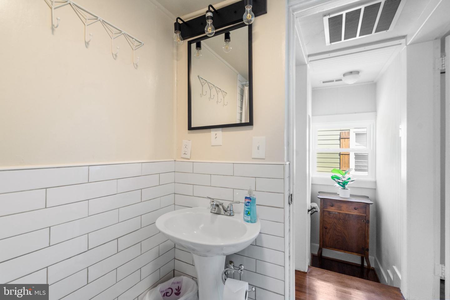 220 W O St Property Photo 35