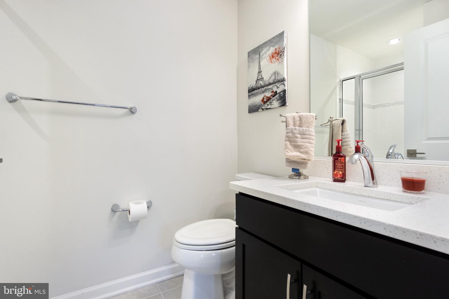 22503 Naugatuck Sq Property Photo 10