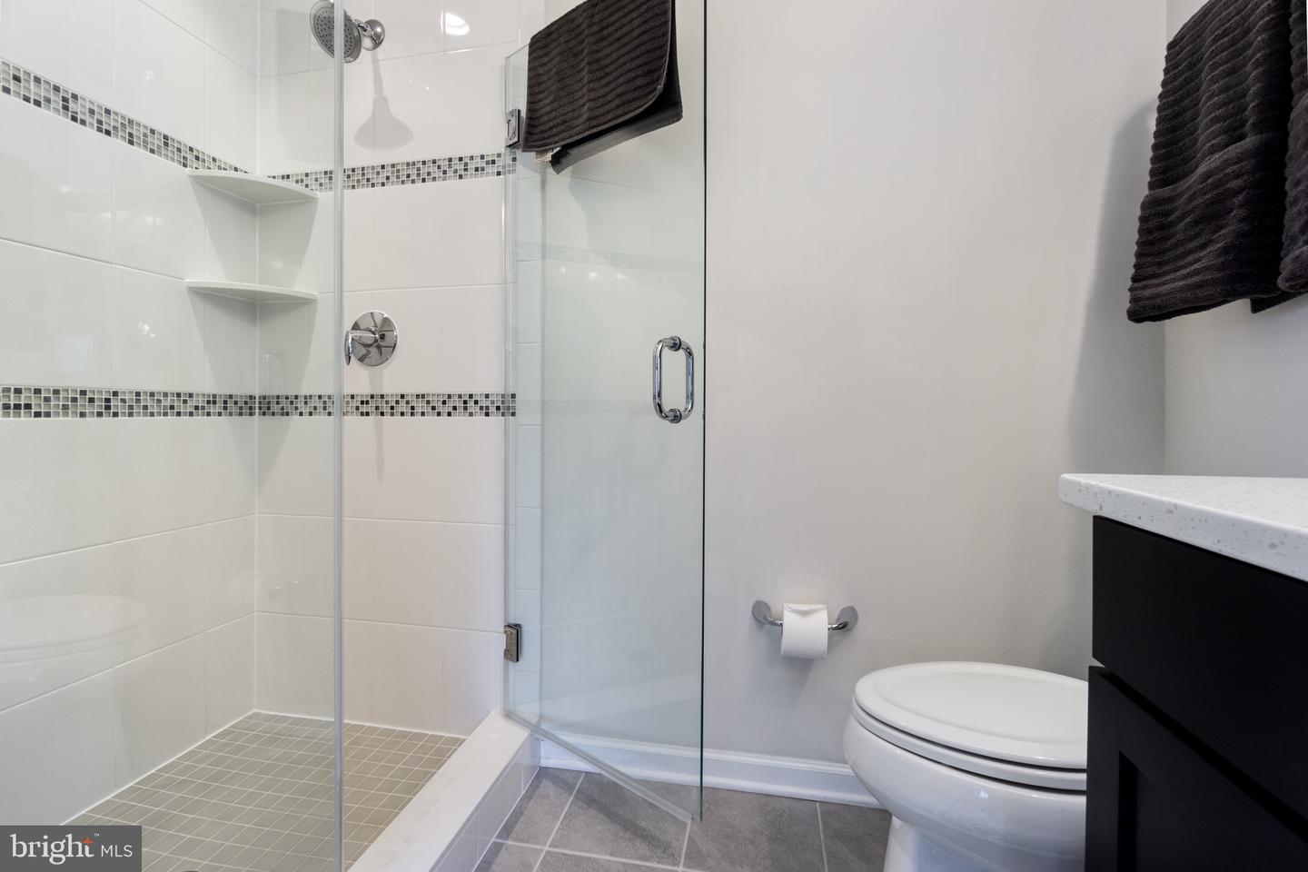 22503 Naugatuck Sq Property Photo 29