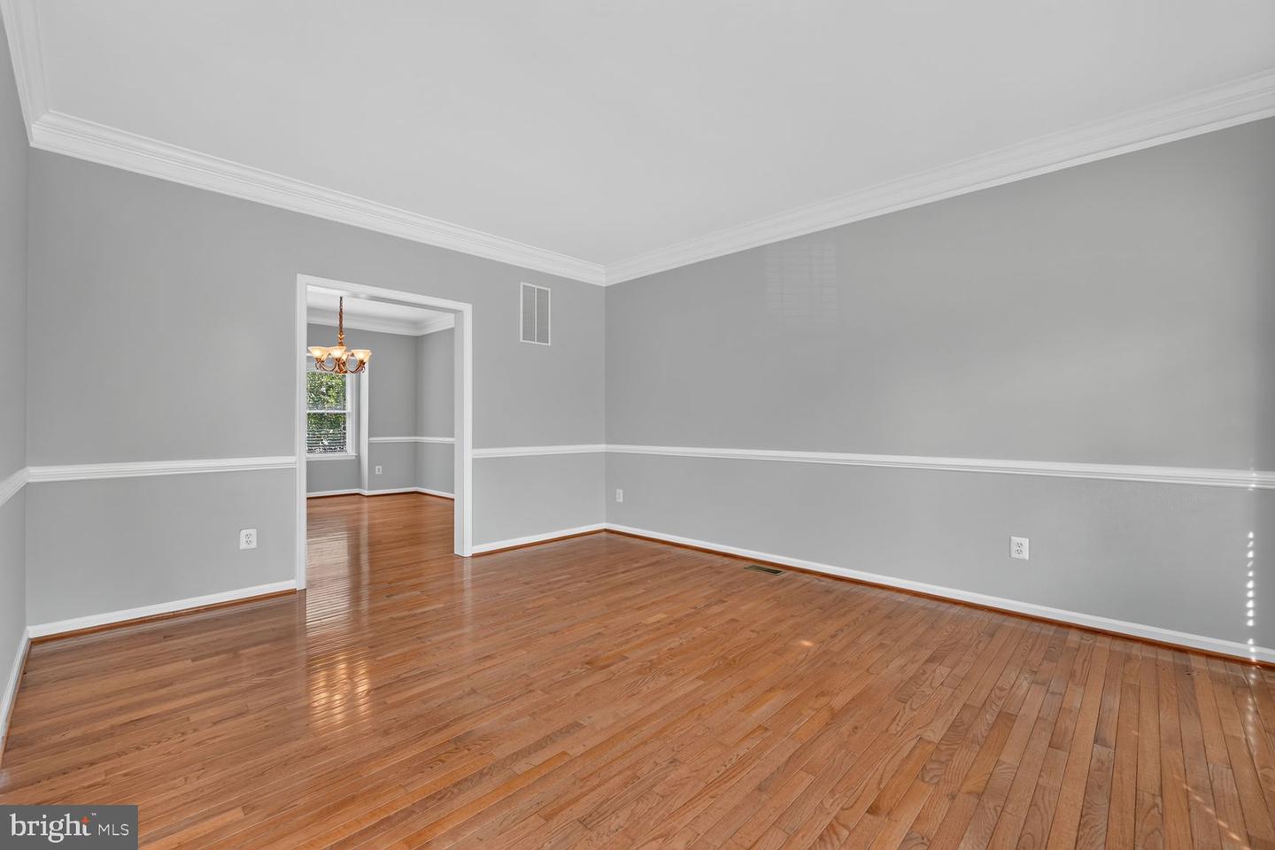 43602 Millay Ct Property Photo 7