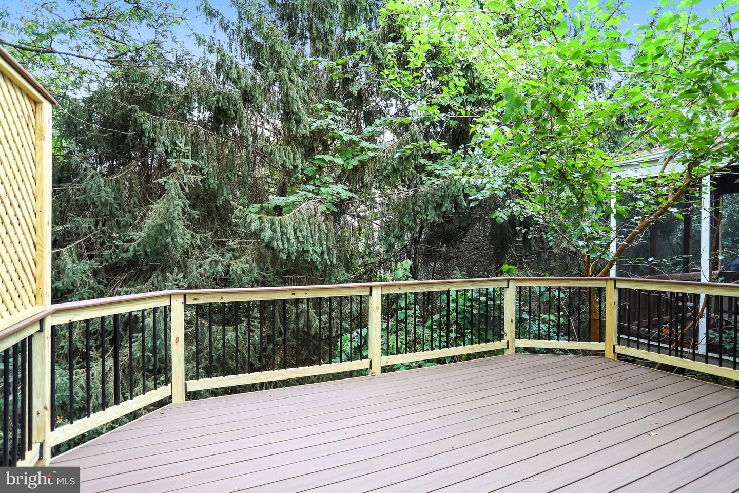 20913 Sandstone Sq Property Photo 24