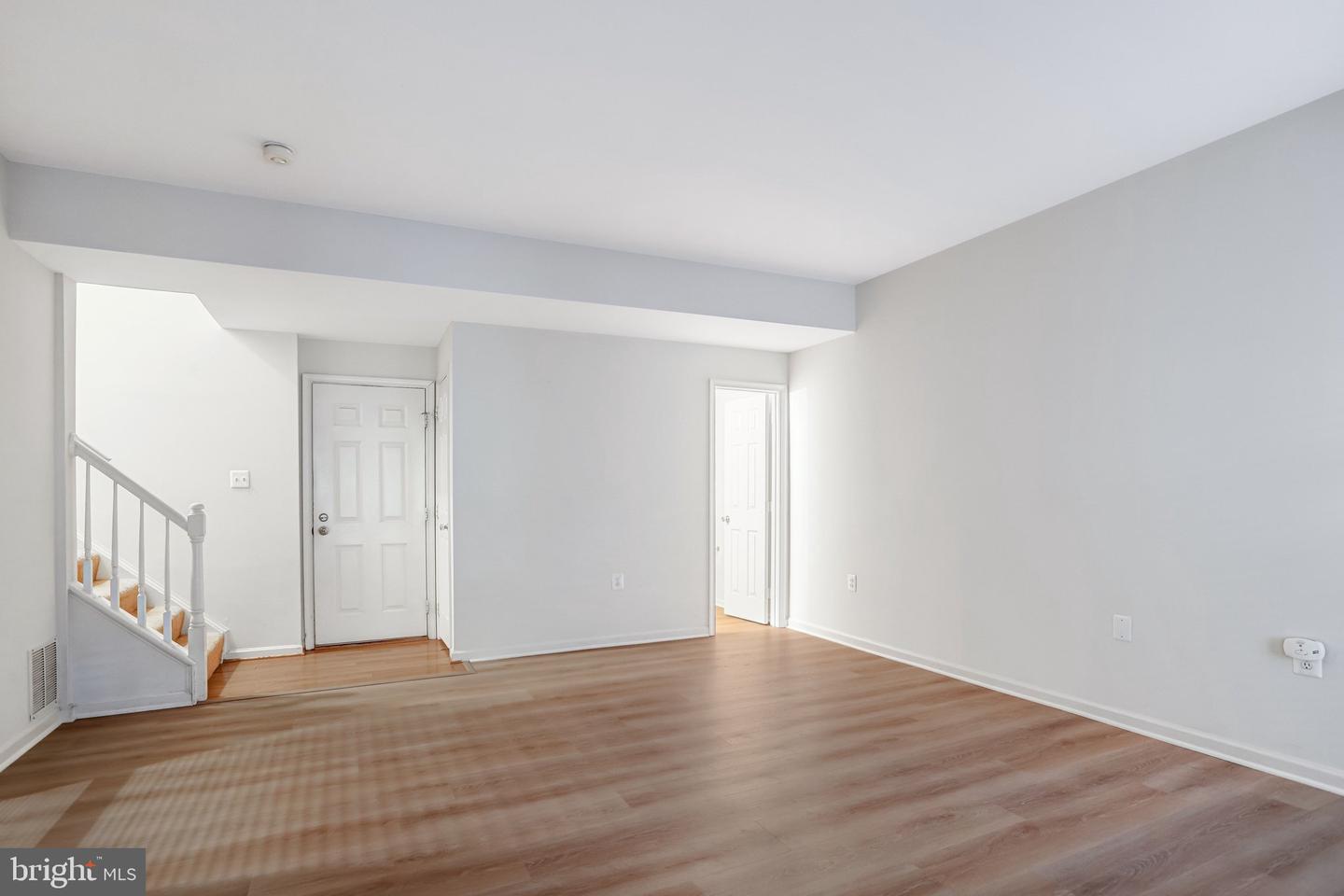 20913 Sandstone Sq Property Photo 42