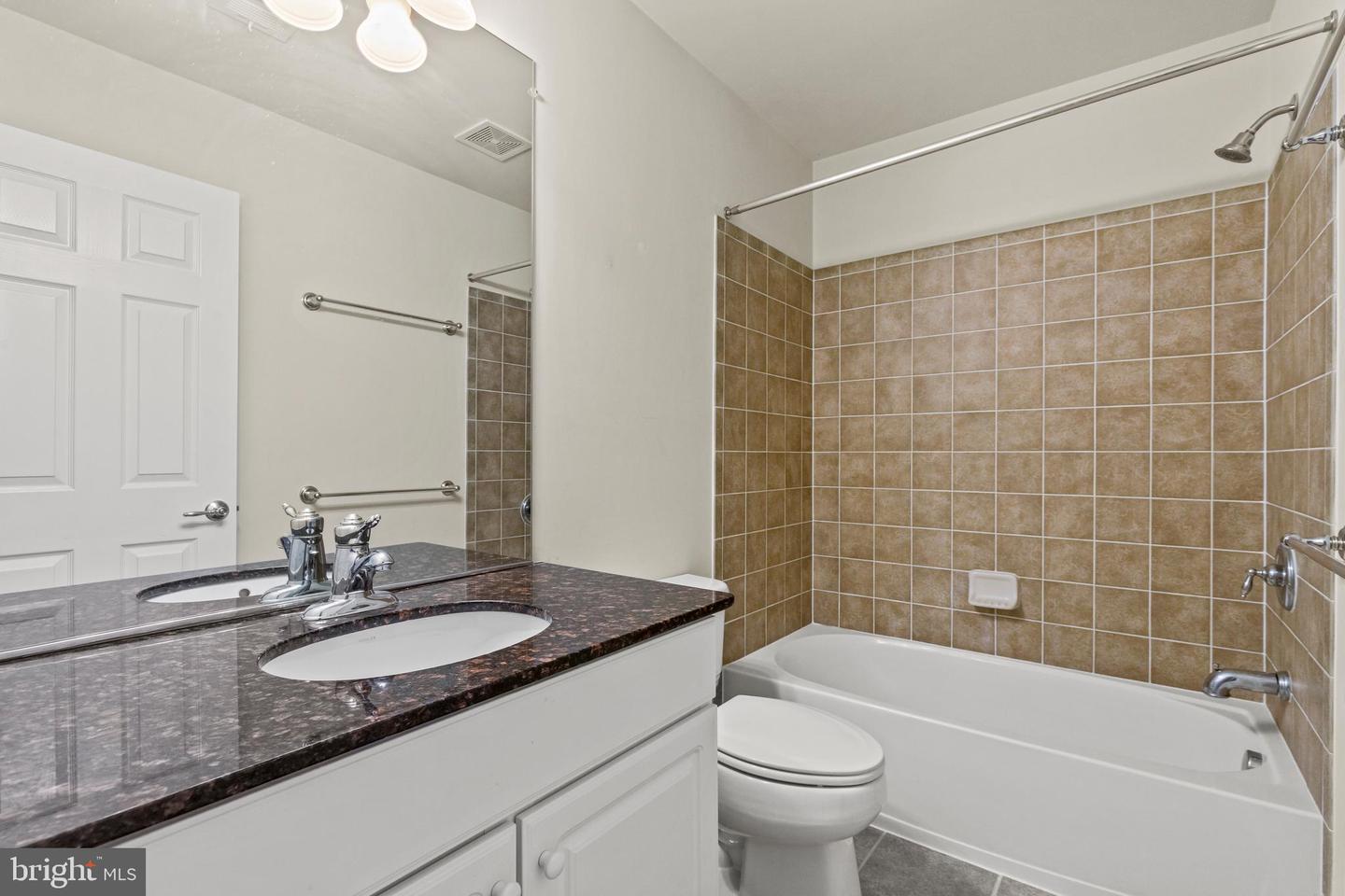 139 Petunia Ter Se Property Photo 35