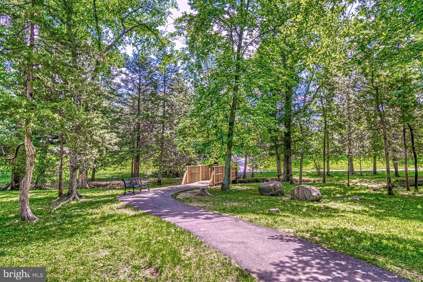22792 Sagamore Sq Property Photo 52