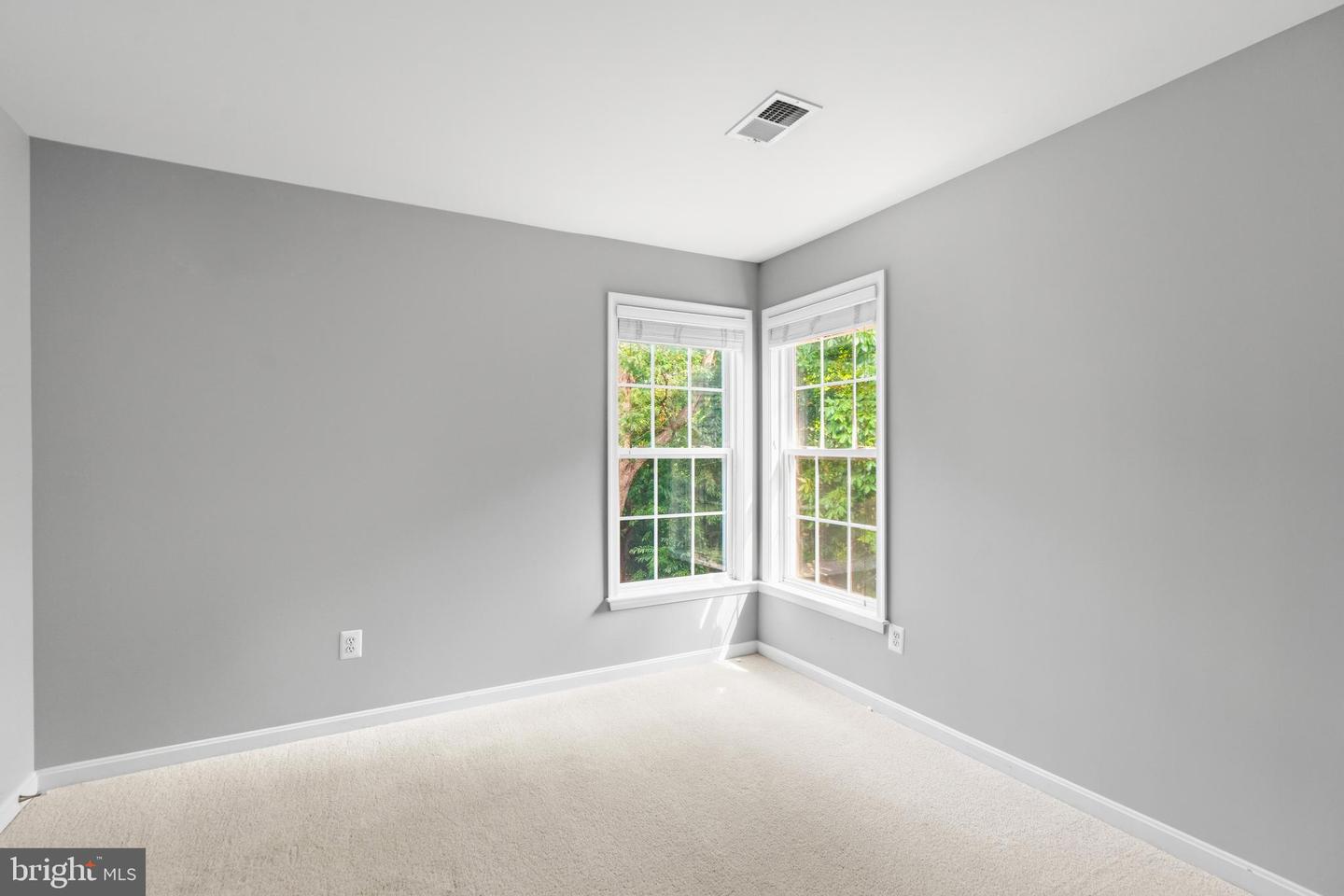 21364 Scara Pl Property Photo 36