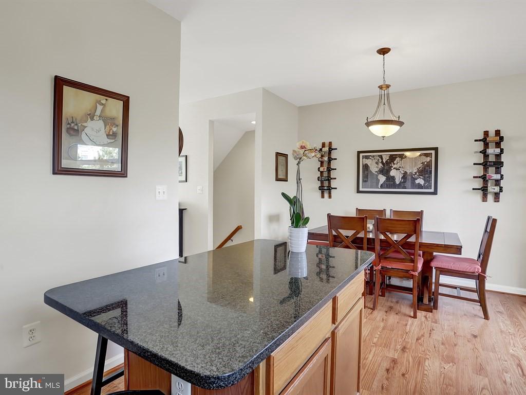 21040 Tioga Ter Property Photo 13