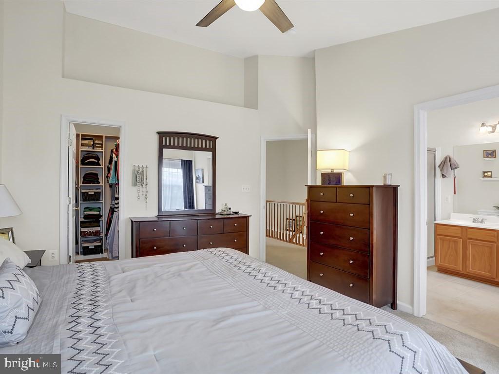 21040 Tioga Ter Property Photo 17