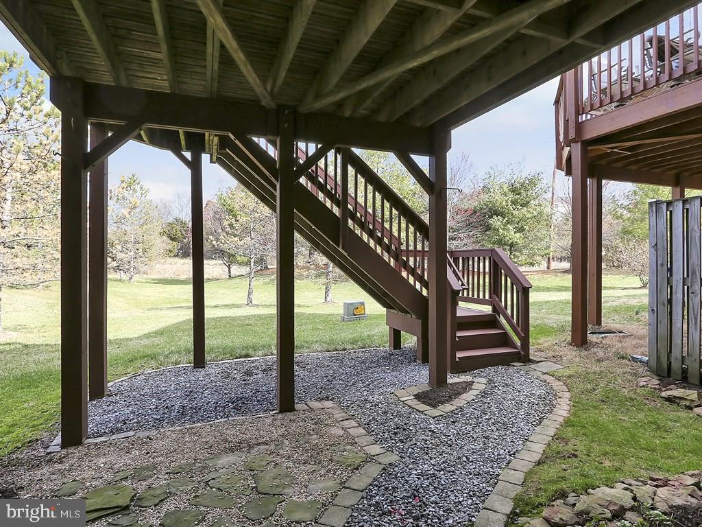 21040 Tioga Ter Property Photo 25