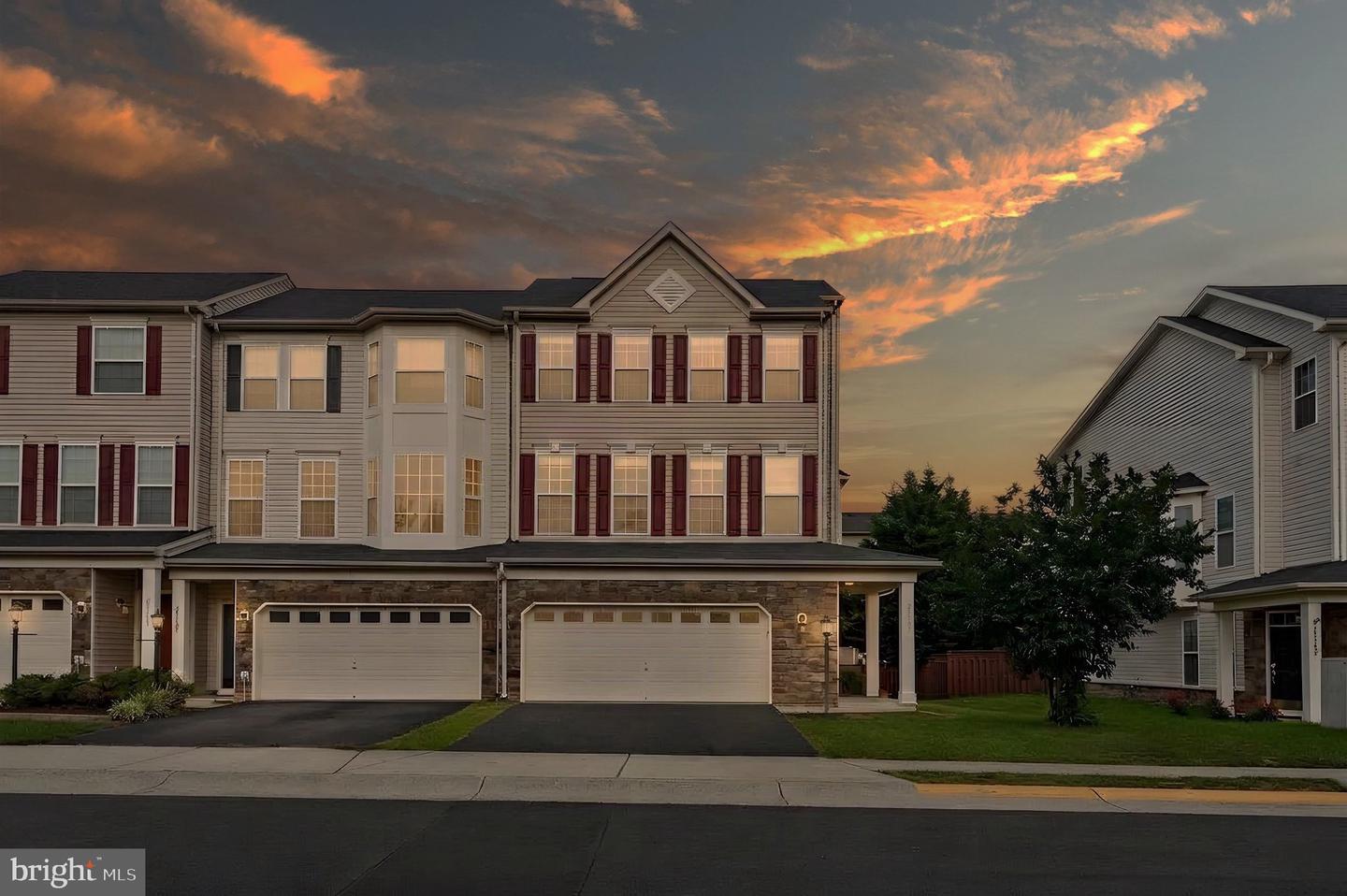 25107 Silurian Ter Property Photo 1