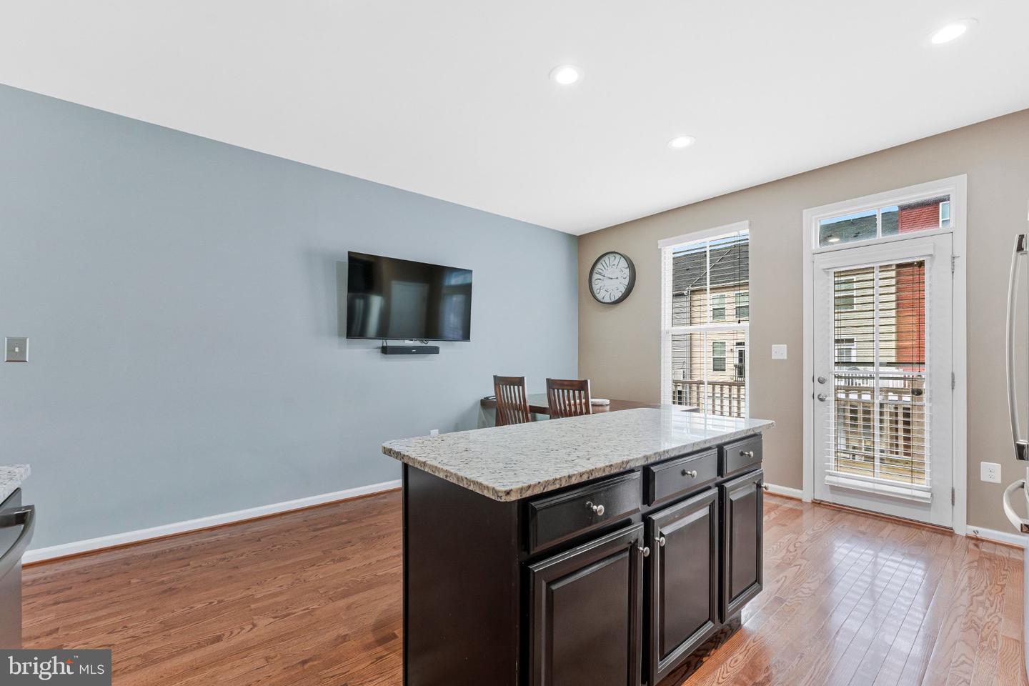 24977 Coats Sq Property Photo 12