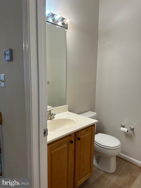21942 Thompson Sq Property Photo 13