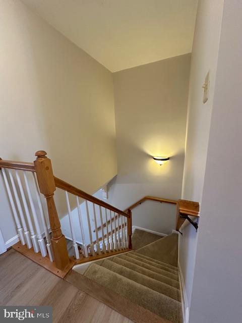 21942 Thompson Sq Property Photo 14